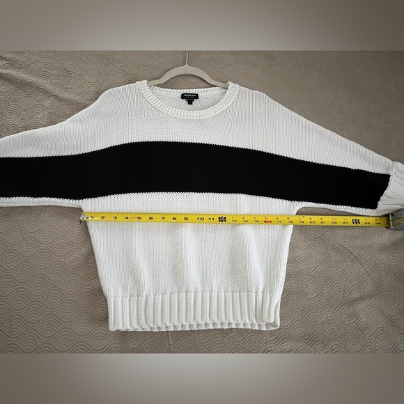 🆕 Worth cotton color block sweaterer in black and white size small - Picture 4 of 7